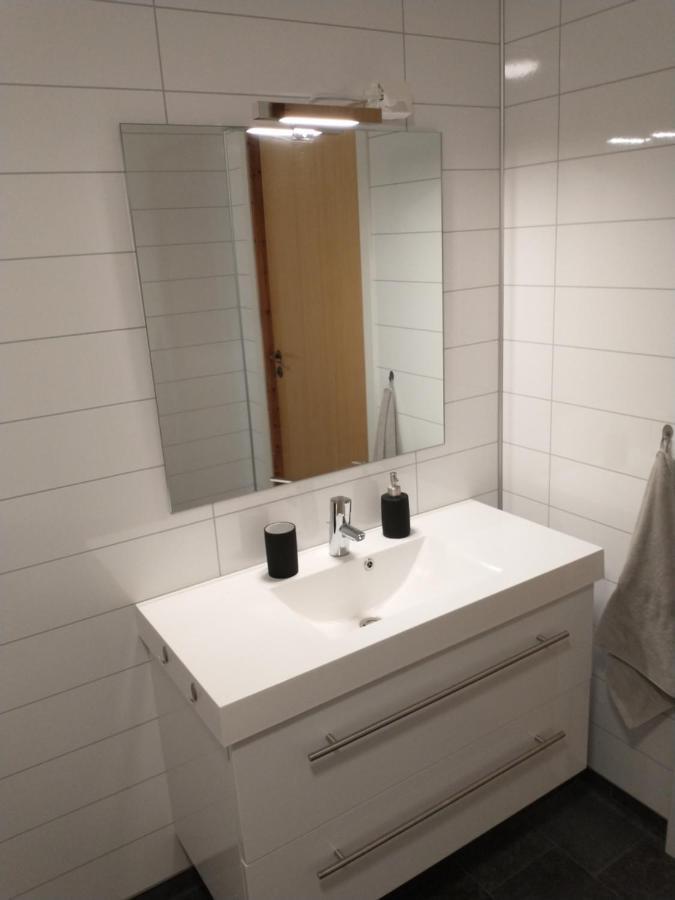 Sandshamn Leinastovaヴィラ エクステリア 写真